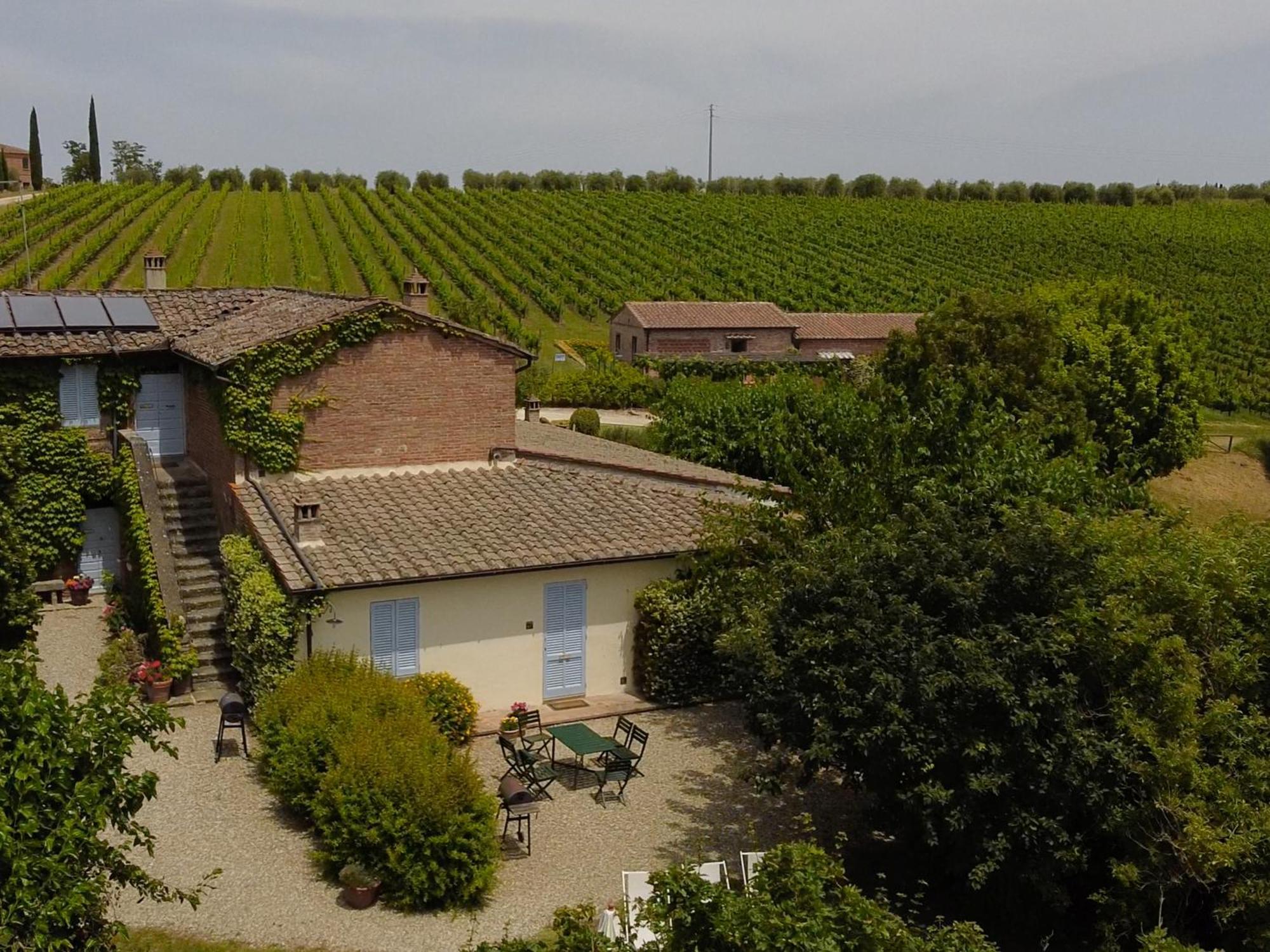 Agriturismo Fattoria Santa Vittoria Pozzo  Eksteriør bilde